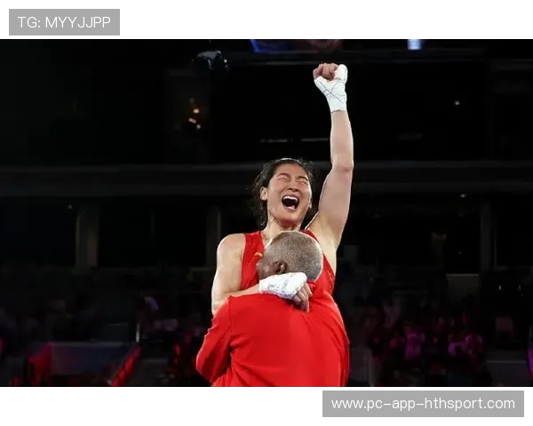 拳击沉重拳头让对手站不稳——突破自我，迎接巅峰的力量之旅