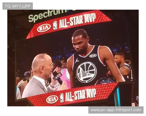 字母哥被邀请到高校演讲,分享成长故事引学生泪目 字母哥被邀请到高校演讲,分享成长故事引学生泪目