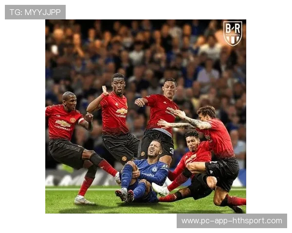 成都蓉城亚历斯祖回追补位，单刀机会被封死