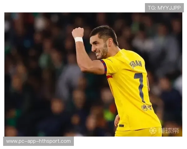 费兰托雷斯脚下粘球技术展现极高技巧，巴萨前场节奏加快